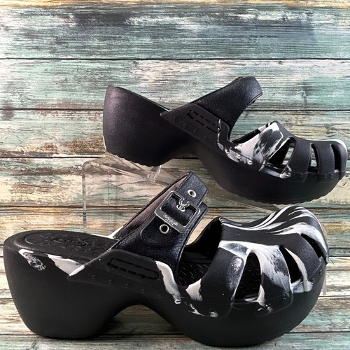Scholl dance on platform - scholl's,